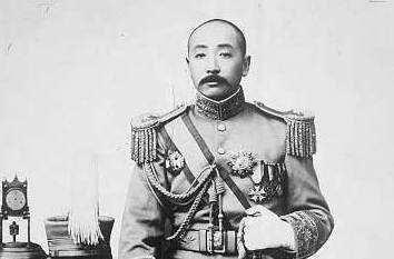 他是最有骨气的军阀，寸土不让