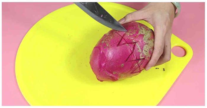 大厨教我的火龙果切法，比饭店的果盘还好看，家里来客就这么切