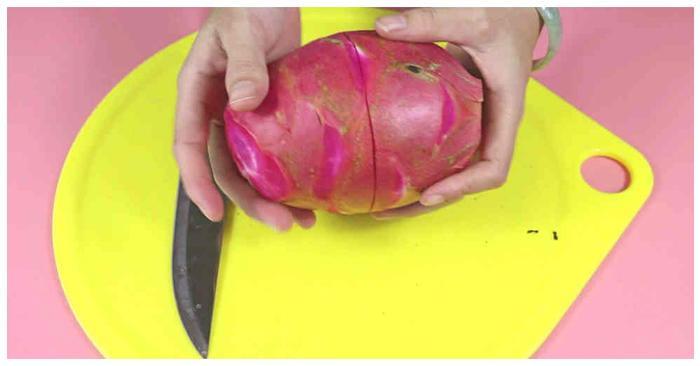 大厨教我的火龙果切法，比饭店的果盘还好看，家里来客就这么切