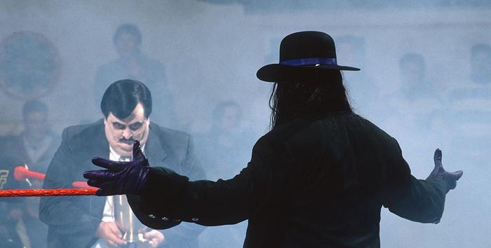 送葬者当年在WWE有多狠？有人被打退役，有人差点被打死