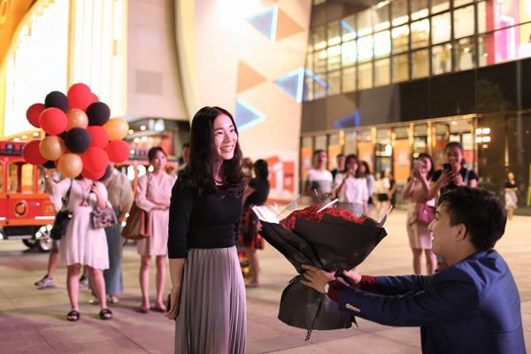 女生不回微信还要发吗