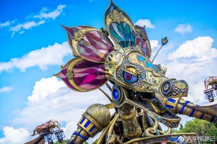 Tomorrowland,爱丽丝梦游仙境般的地方
