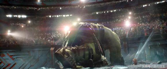 对《雷神3：诸神黄昏》雷神托尔大战绿巨人浩克 的细节解读