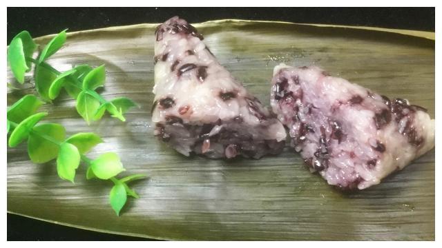 老阿姨包粽子几十年，教您5种粽子的馅料搭配和做法，值得学习