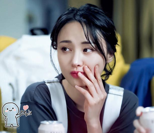 当郑爽遇上小S“毒舌”攻击,反应暴露素养,网友:心疼了