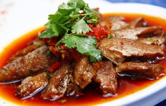 六大扒皮鱼的做法，营养美味吃不腻！