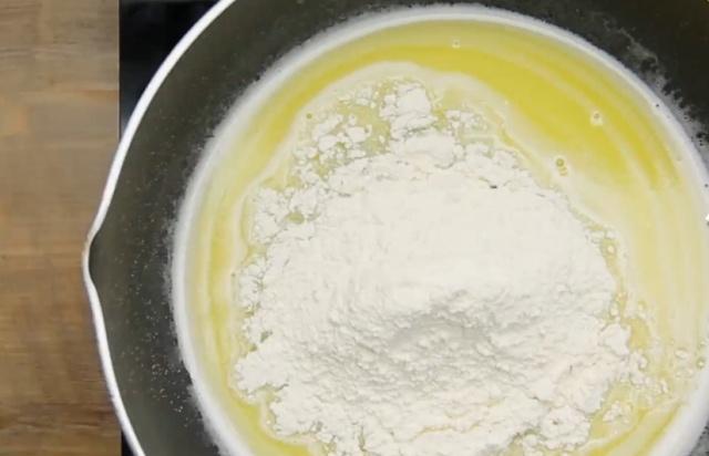 泡芙的做法原来这么简单!鲜奶泡芙2分钟学会,一口一个超过瘾