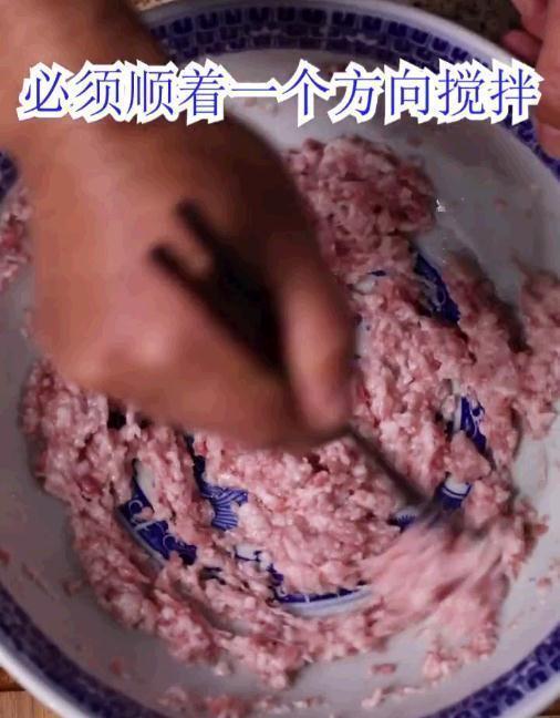 饺子馆不传之秘，灌汤饺子的做法，人家能靠卖饺子致富是有道理滴