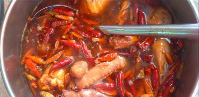 精武鸭脖子原来是这样做出来,做法配方全面讲解,学会可以开店。