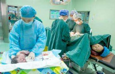 ​生孩子时遇到男医生怎么办？看看男医生是怎么说的！