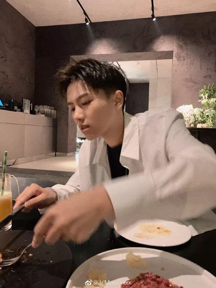 林小宅杨超越粉丝对撕、benny内涵李佳琦翻车、最美网红是小偷？