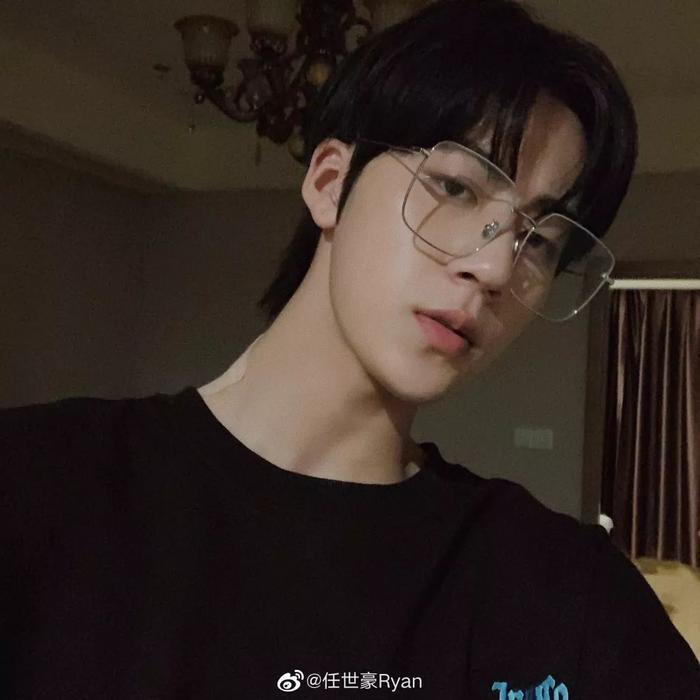 林小宅杨超越粉丝对撕、benny内涵李佳琦翻车、最美网红是小偷？