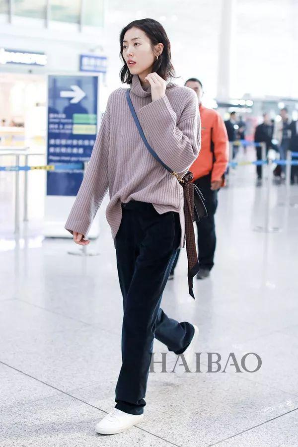 会穿| 保暖时髦两不耽误?刘雯、江疏影告诉你毛衣还能这么穿!