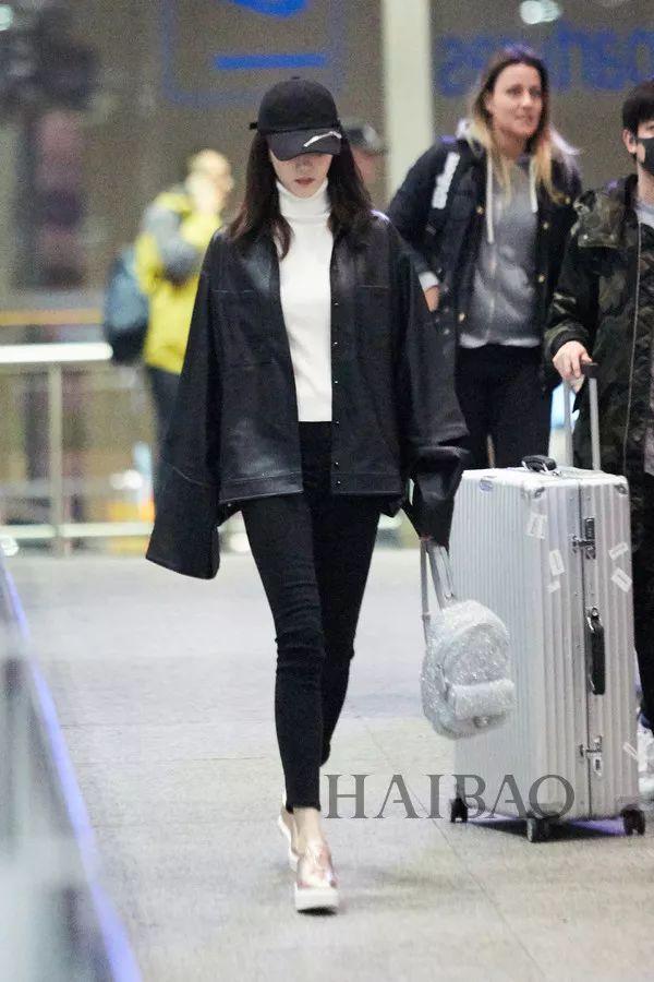 会穿| 保暖时髦两不耽误?刘雯、江疏影告诉你毛衣还能这么穿!