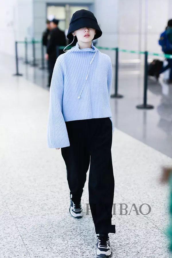 会穿| 保暖时髦两不耽误?刘雯、江疏影告诉你毛衣还能这么穿!