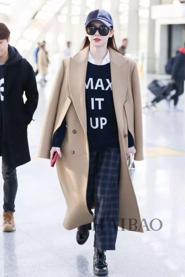 会穿| 保暖时髦两不耽误?刘雯、江疏影告诉你毛衣还能这么穿!