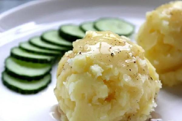 土豆泥的酱料怎么调制 土豆泥和什么搭配好吃 土豆泥的酱料怎么调制 土豆泥和什么搭配好吃