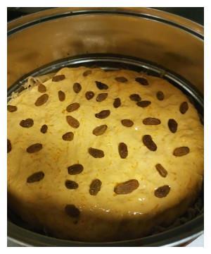 南瓜发糕最简单的做法,不用糯米粉,不用揉面,香甜松软又营养!