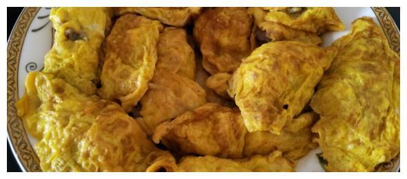 农家做法蛋包肉，五个土鸡蛋全用了，上锅蒸一蒸，简单又美味