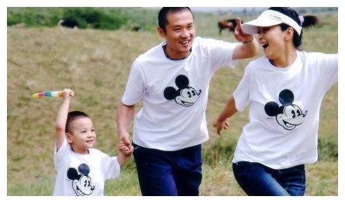 黄志忠:被陈道明提拔,抛妻弃子只为情人,今50岁现状如何?