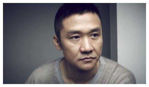 黄志忠:被陈道明提拔,抛妻弃子只为情人,今50岁现状如何?