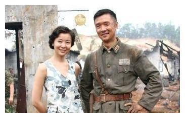 黄志忠:被陈道明提拔,抛妻弃子只为情人,今50岁现状如何?