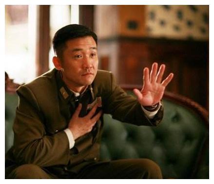 黄志忠:被陈道明提拔,抛妻弃子只为情人,今50岁现状如何?