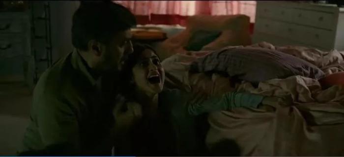 永远不要低估一个母亲的力量,为了孩子,她可以所向披靡!