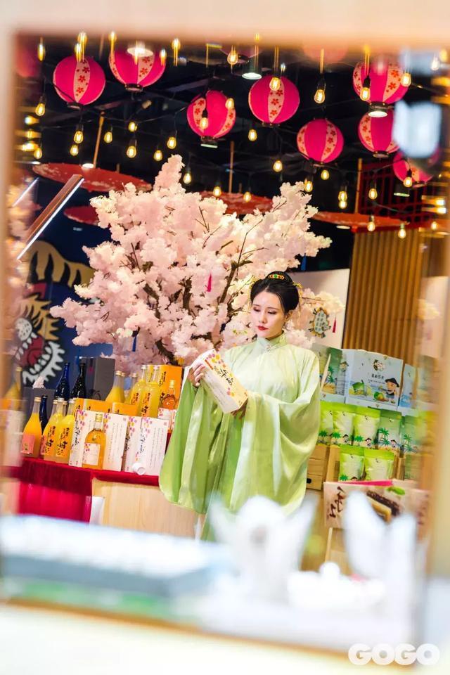 绝美国风文化节空降中山公园龙之梦,中秋带你玩转穿越