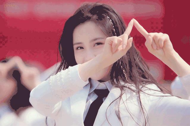 独家丨幕后推手谈:王艺瑾出道,意味着什么?