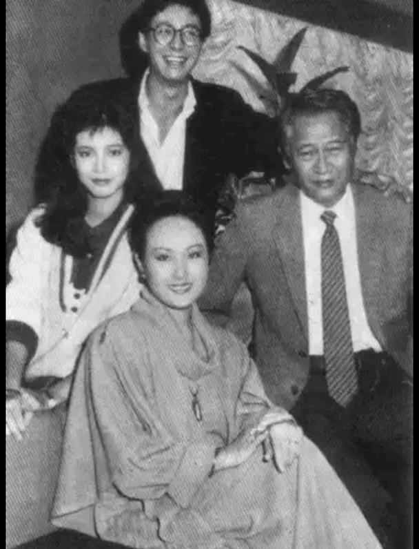 她是《新白娘子传奇》许仙姐姐年轻时清丽脱俗今这样