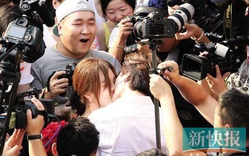 高梓淇蔡琳儿子“小礼物”出生 , 扒一扒开花结果的中韩cp!