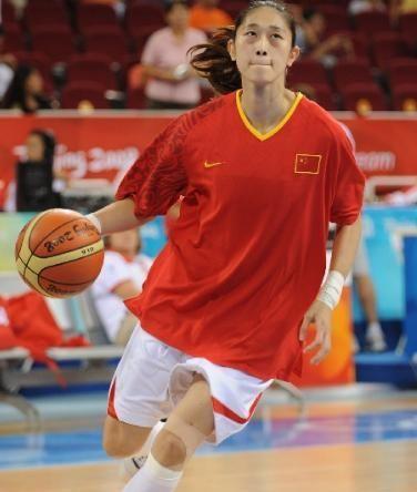 曾经的篮球女神，第二个进入WNBA的中国球员