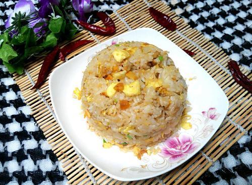 主食之“咸鸭蛋炒饭”