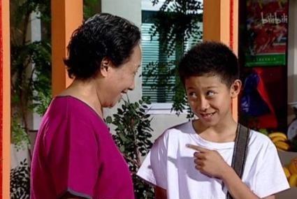 刘星表情包亮了,蔡徐坤嘟嘴萌化众人,开心表情包快乐家族都收藏