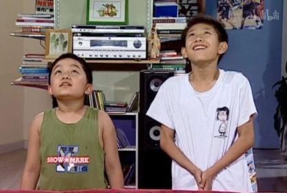 刘星表情包亮了,蔡徐坤嘟嘴萌化众人,开心表情包快乐家族都收藏