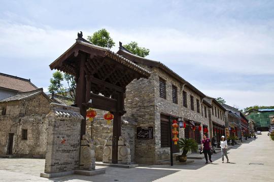 太行山麓中有座城堡式的古村落 郭峪古城