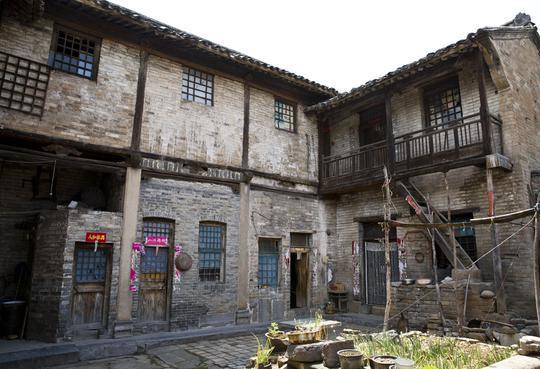 太行山麓中有座城堡式的古村落 郭峪古城