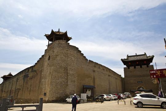 太行山麓中有座城堡式的古村落 郭峪古城