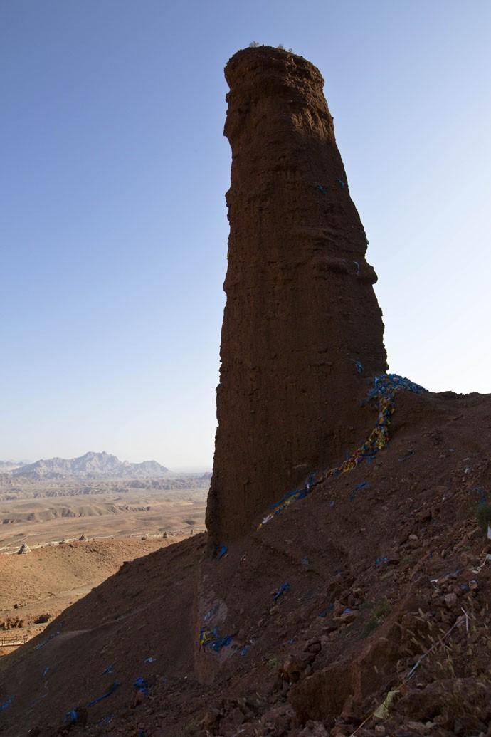人根峰 用亿万年的操守昭示生命的伟大和生殖的高尚