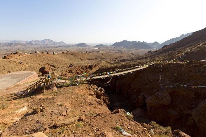 人根峰 用亿万年的操守昭示生命的伟大和生殖的高尚