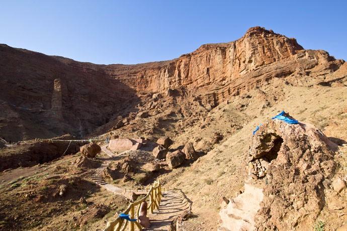 人根峰 用亿万年的操守昭示生命的伟大和生殖的高尚