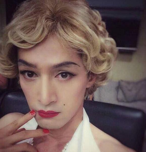 胡歌爆炸头惊到一众小伙伴，网友纷纷表示有颜值就是任性啊！