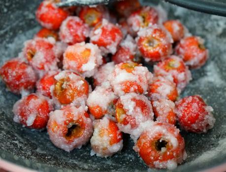 自制糖雪球，别只会放糖，牢记1个妙招，糖霜凝固快，香甜更好吃