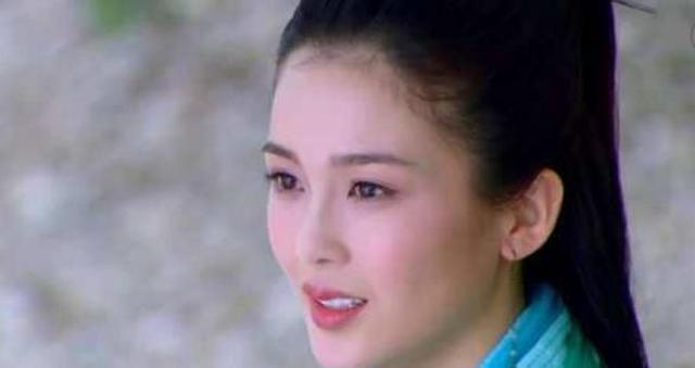 倚天屠龙记中的杨逍是何来历？是不是杨过的后人或者程英的弟子？