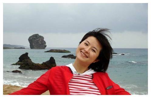 怀疑患上肺癌从央视辞职，曾经的金牌主持张泉灵，也“翻车”了