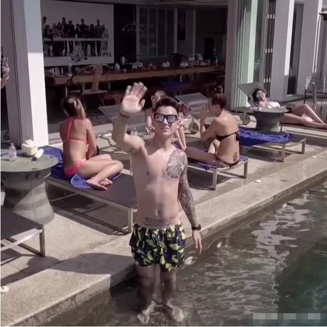 嫁富二代却因不雅照离婚，再婚小8岁鲜肉，姐弟恋终于修成正果