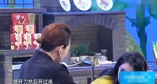 李佳琦直播间开黄腔？杨幂反应获好评，曾高情商回应整容问题