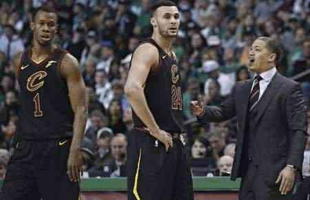 2年1800万!罗尼胡德与骑士达成协议!下季场均有望突破20分!