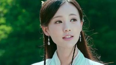 ​欧阳锋有俩女儿，大女儿是和林朝英丫鬟所生，二女儿是和黄蓉所生
